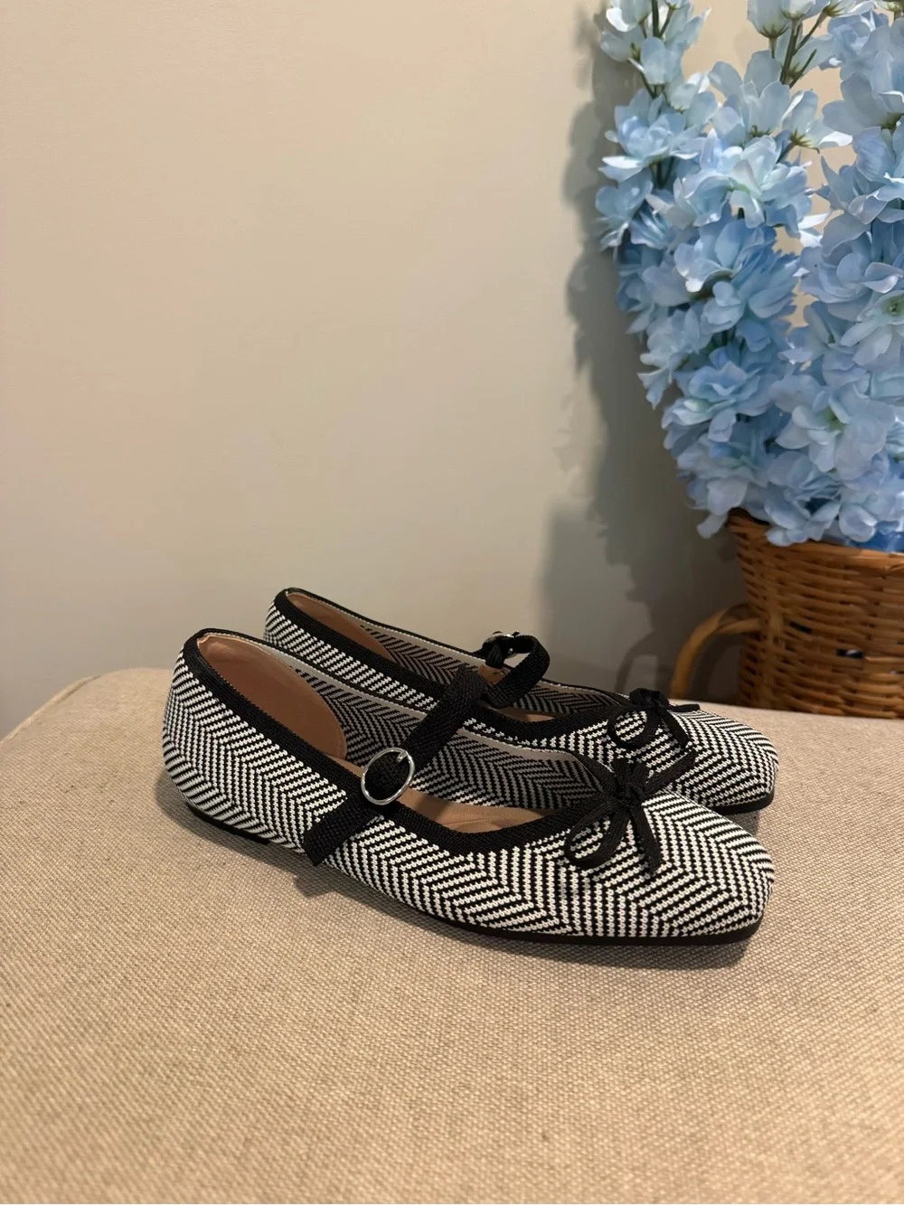 NWT Black & White Herringbone Mary Jane Ballet Flats